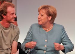 Bundeskanzlerin Merkel In Jena 140818 0013